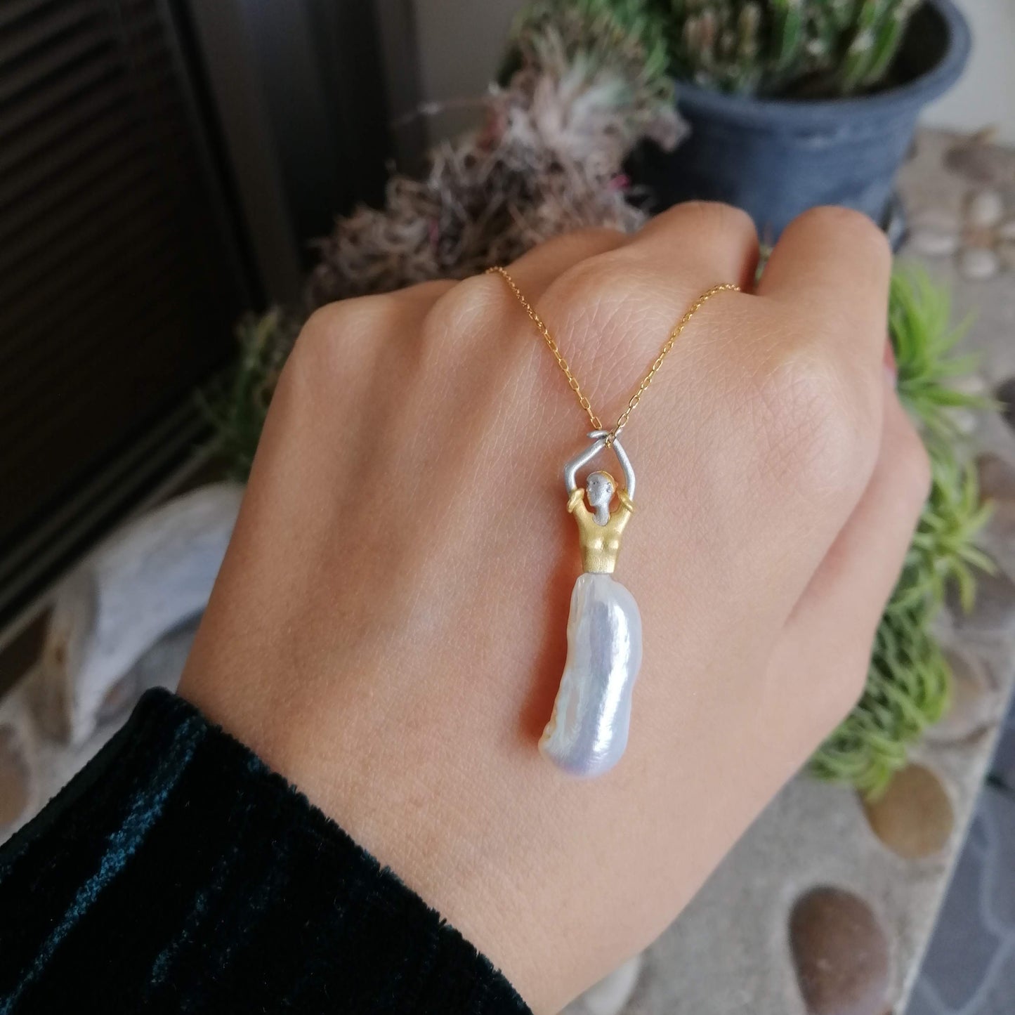 Dancing Queen Necklace | ATTENSION