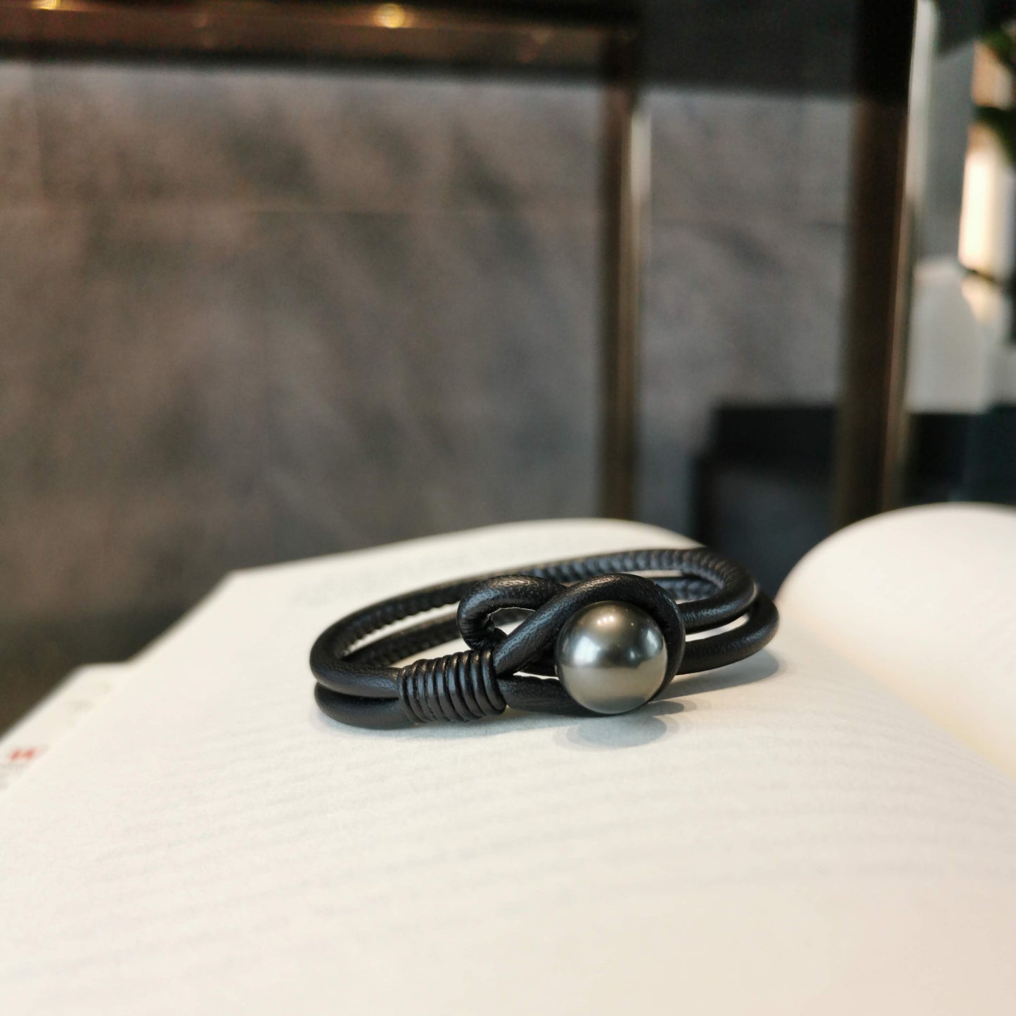 Midnight Pearl Bracelet | ATTENSION