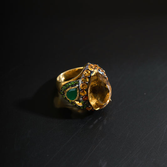 Queen Bee Ring | ATTENSION