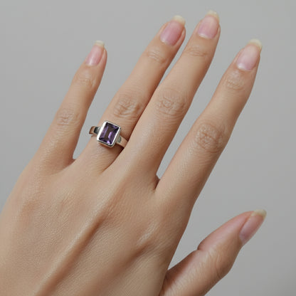 Violetta Ring  | ATTENSION