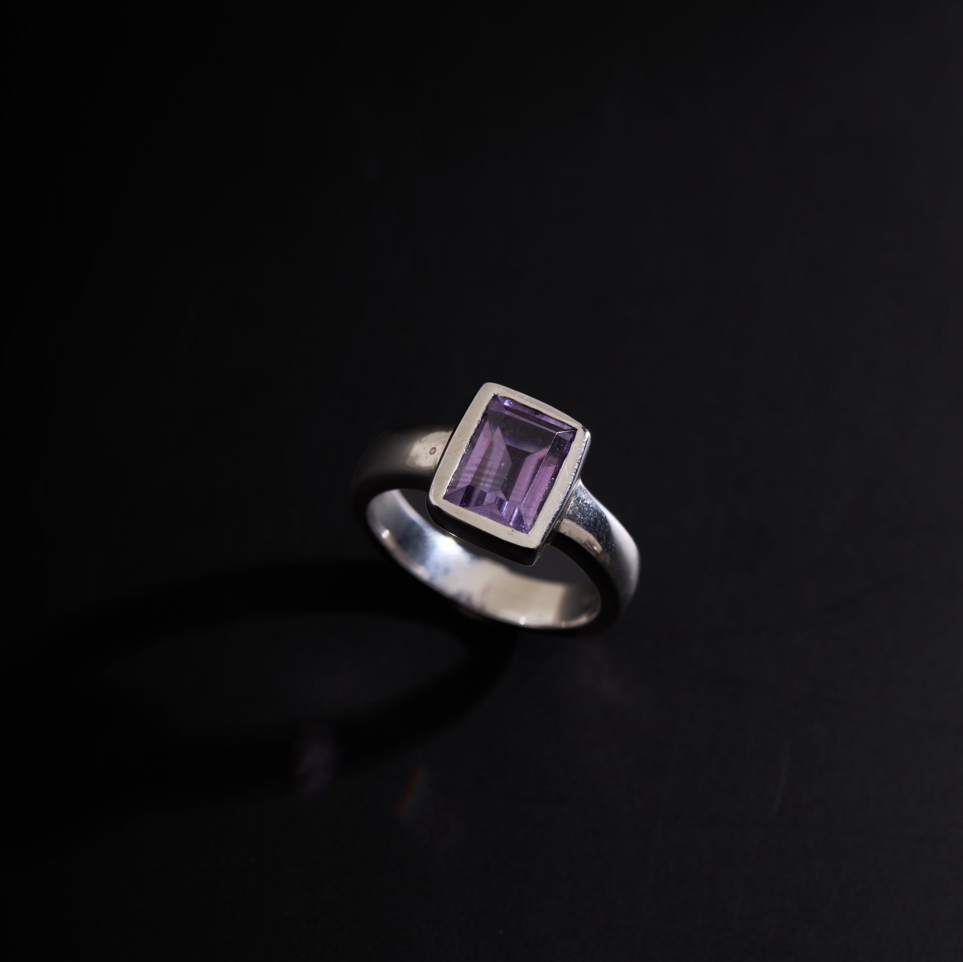 Violetta Ring  | ATTENSION