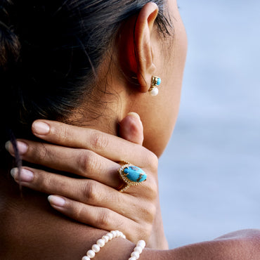 Aqua Stud Earrings | ATTENSION

