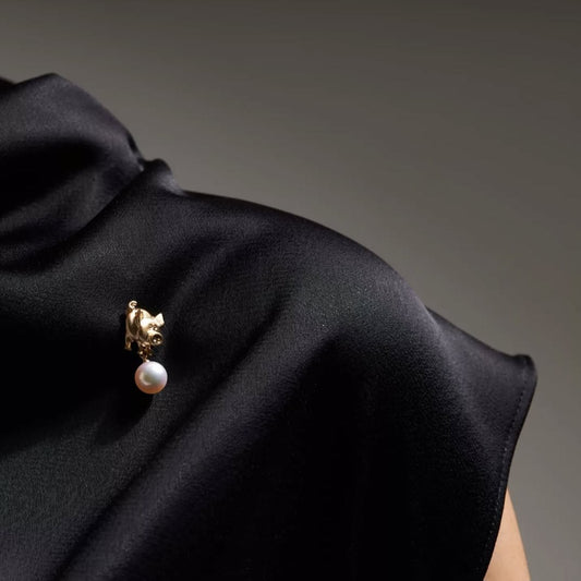 Little Piggy Brooch | ATTENSION