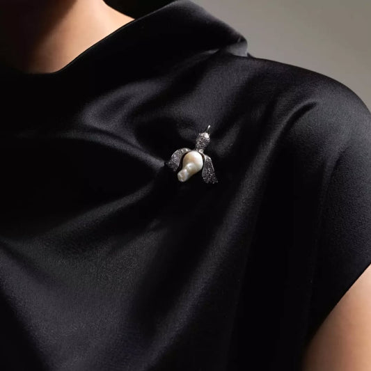 Guardian Brooch | ATTENSION 